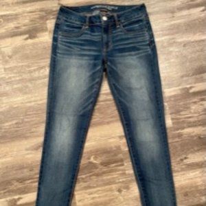 American Eagle Women's Super Stretch Jean Jegging - LIKE NEW! Size 4